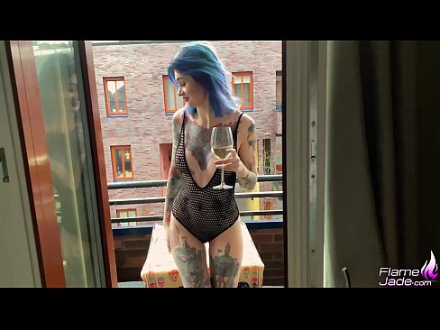 ❤️ തുറന്ന ആകാശത്തിൻ കീഴിൽ വികാരാധീനനായി ഗൾപ്പോടെ മുലകുടിക്കുന്ന അതിമനോഹരമായ പെൺകുട്ടി അനൽ വീഡിയോ ml.hotpornphotos.ru ❌❤